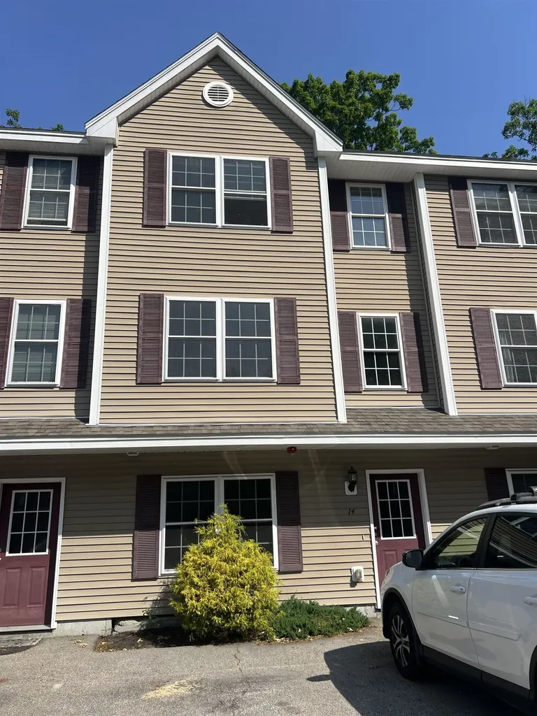 14 Centenial Drive Dover NH 03820