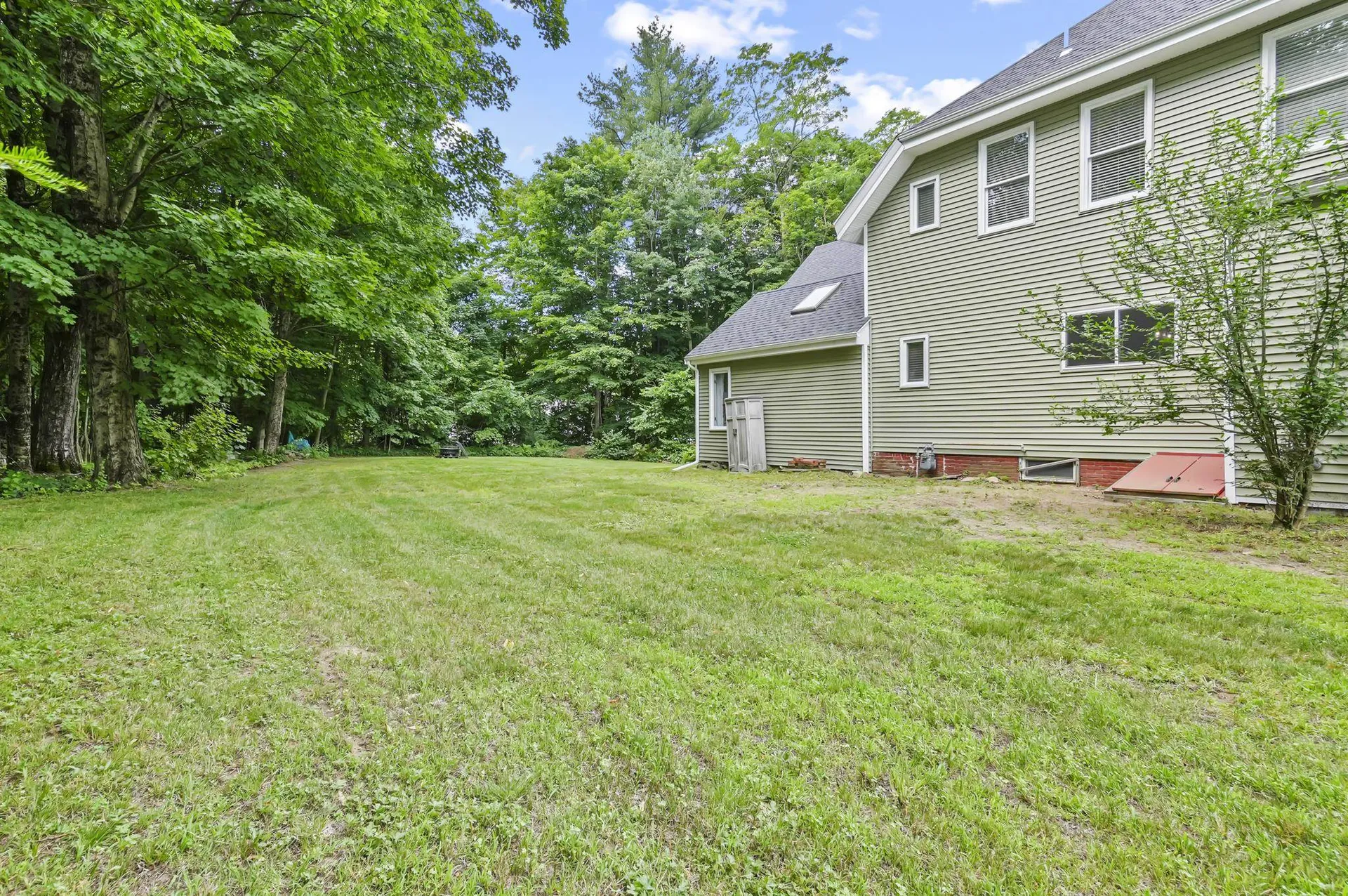 11 Palmer Avenue Plaistow NH 03865