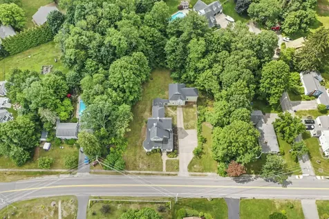 11 Palmer Avenue Plaistow NH 03865