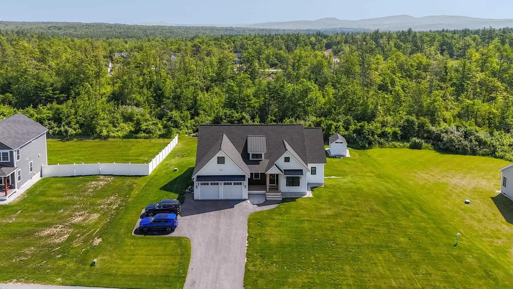 422 Blane Circle Pembroke NH 03275