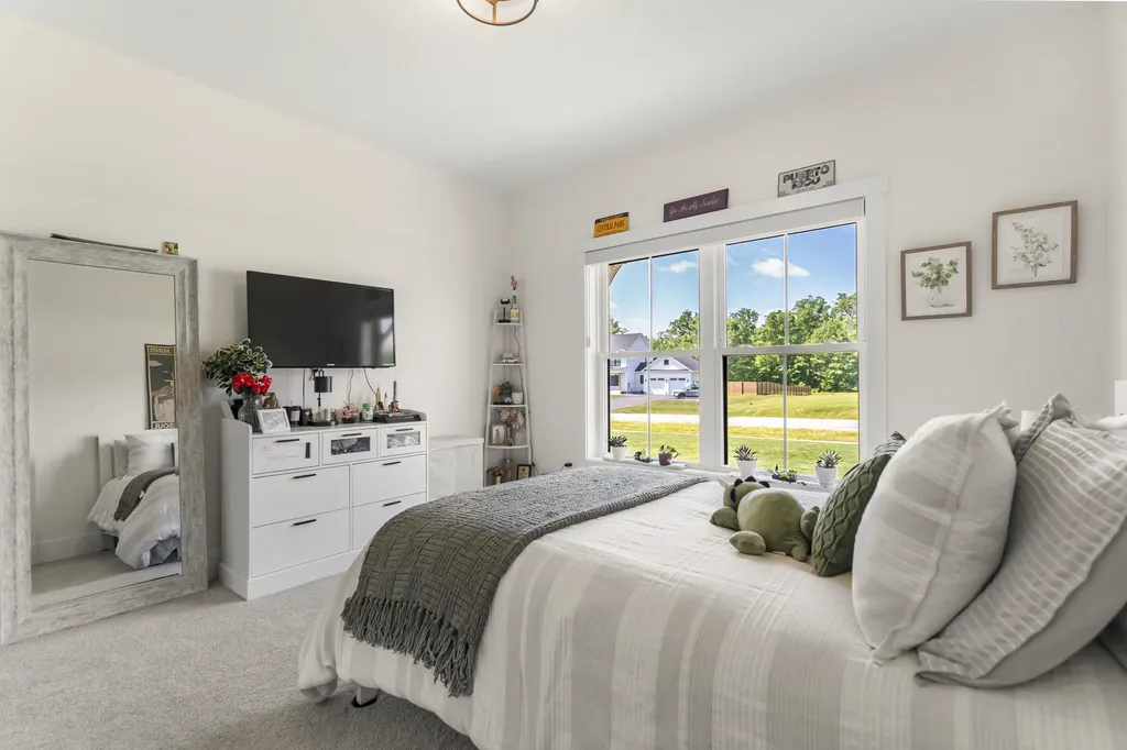 422 Blane Circle Pembroke NH 03275