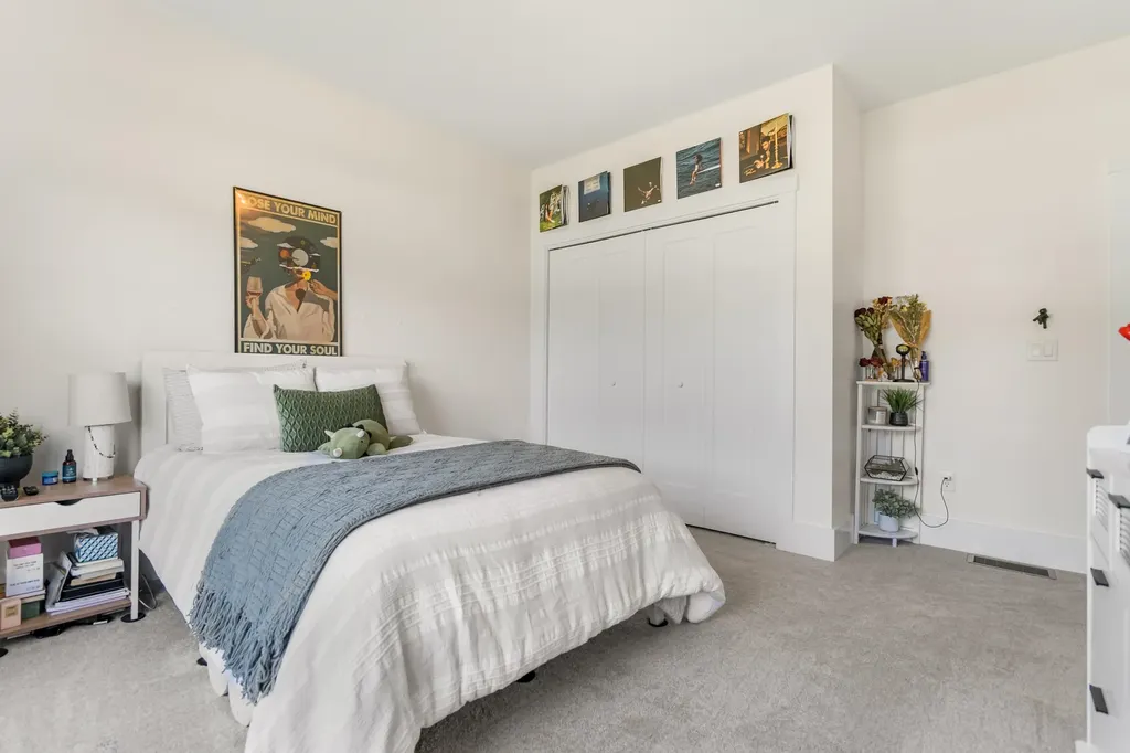 422 Blane Circle Pembroke NH 03275