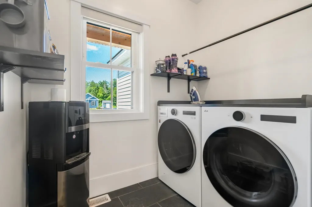 422 Blane Circle Pembroke NH 03275