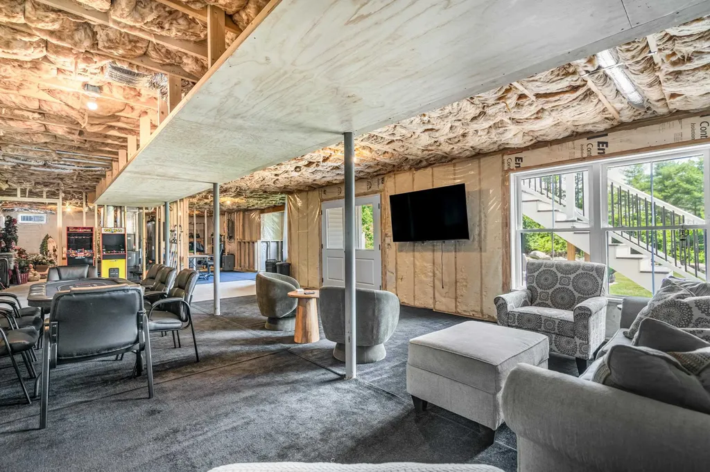 422 Blane Circle Pembroke NH 03275