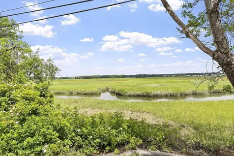 407 Ocean Boulevard Hampton NH 03842