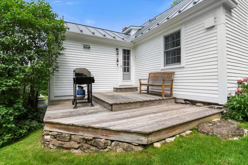 636 Dexter Road Shaftsbury VT 05262