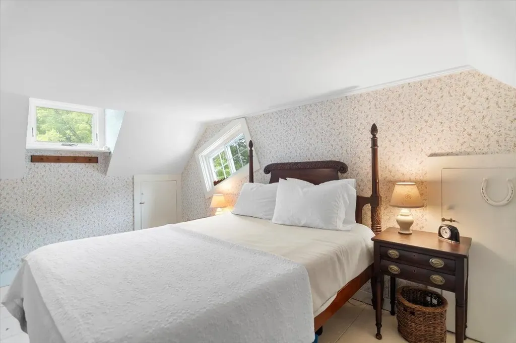 636 Dexter Road Shaftsbury VT 05262