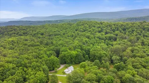 636 Dexter Road Shaftsbury VT 05262