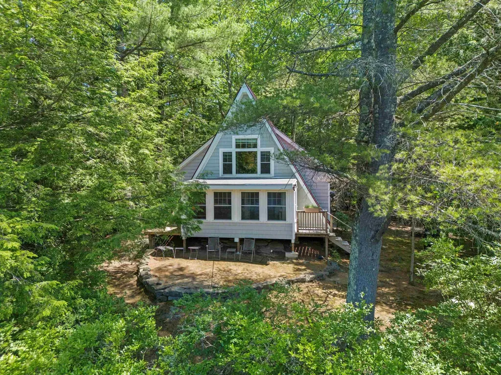 73 Lost Lane Deering NH 03244