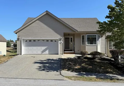 164 Hall Road Fremont NH 03044