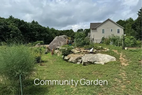 164 Hall Road Fremont NH 03044