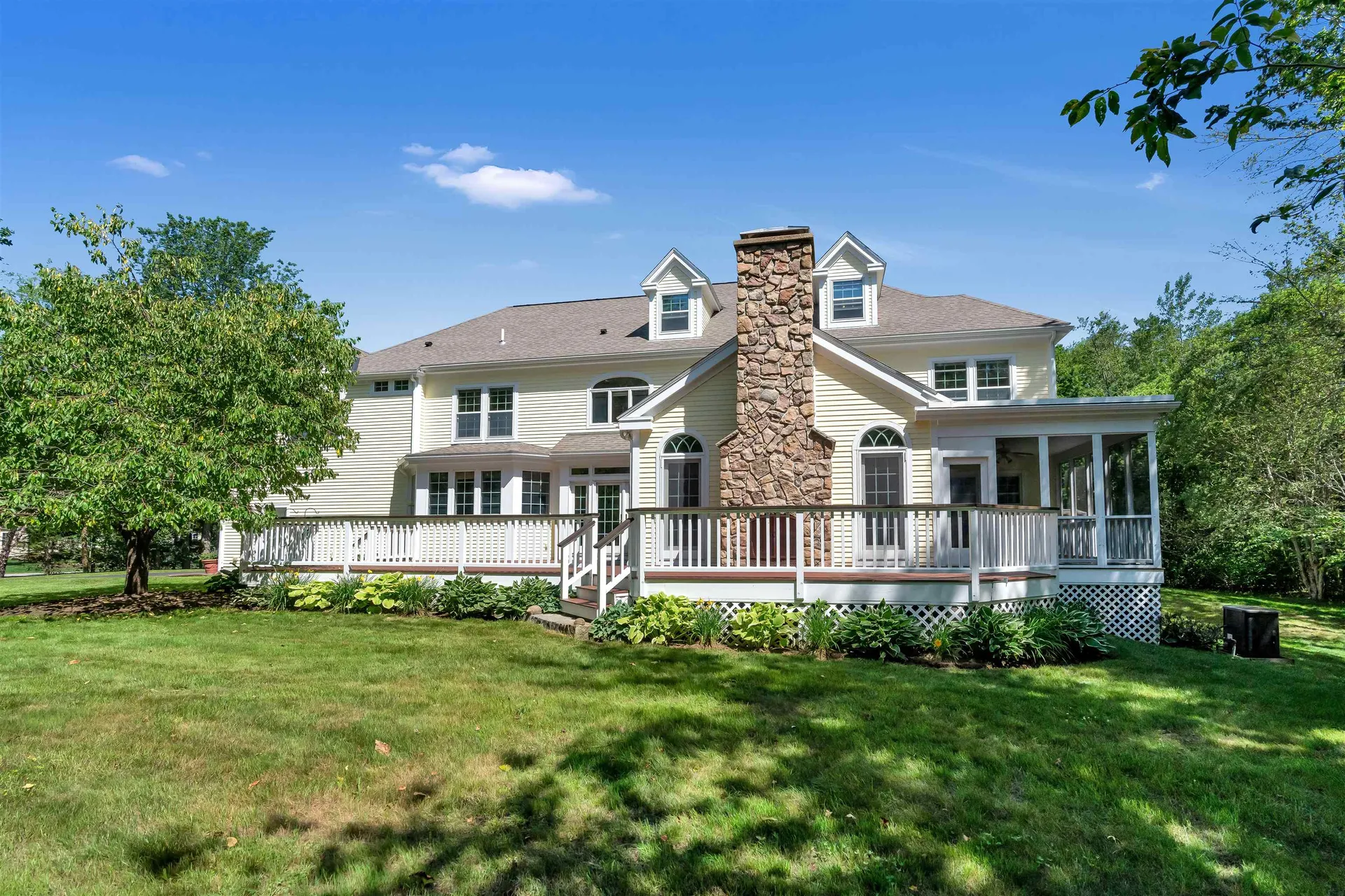 30 Squier Drive North Hampton NH 03862