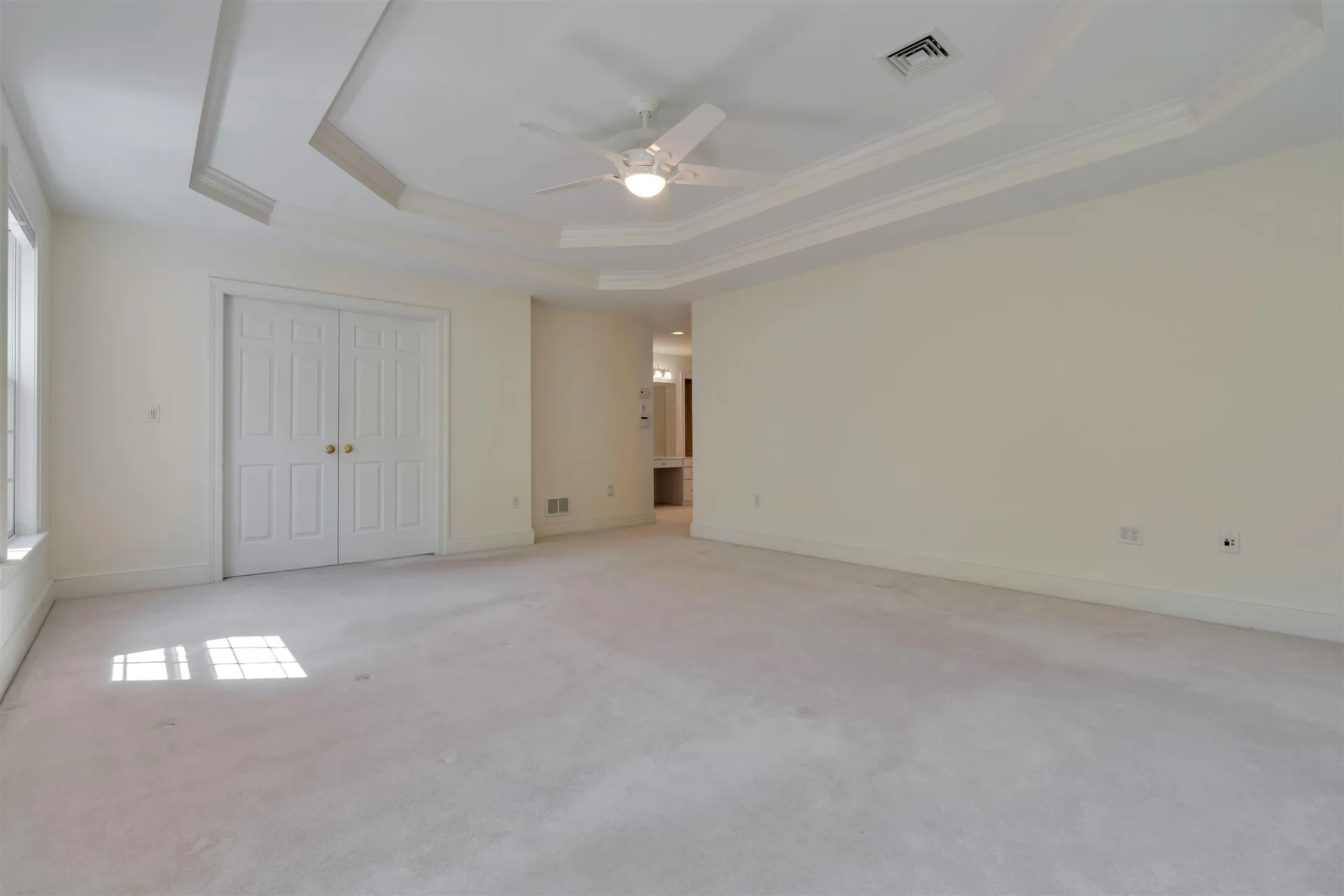 30 Squier Drive North Hampton NH 03862