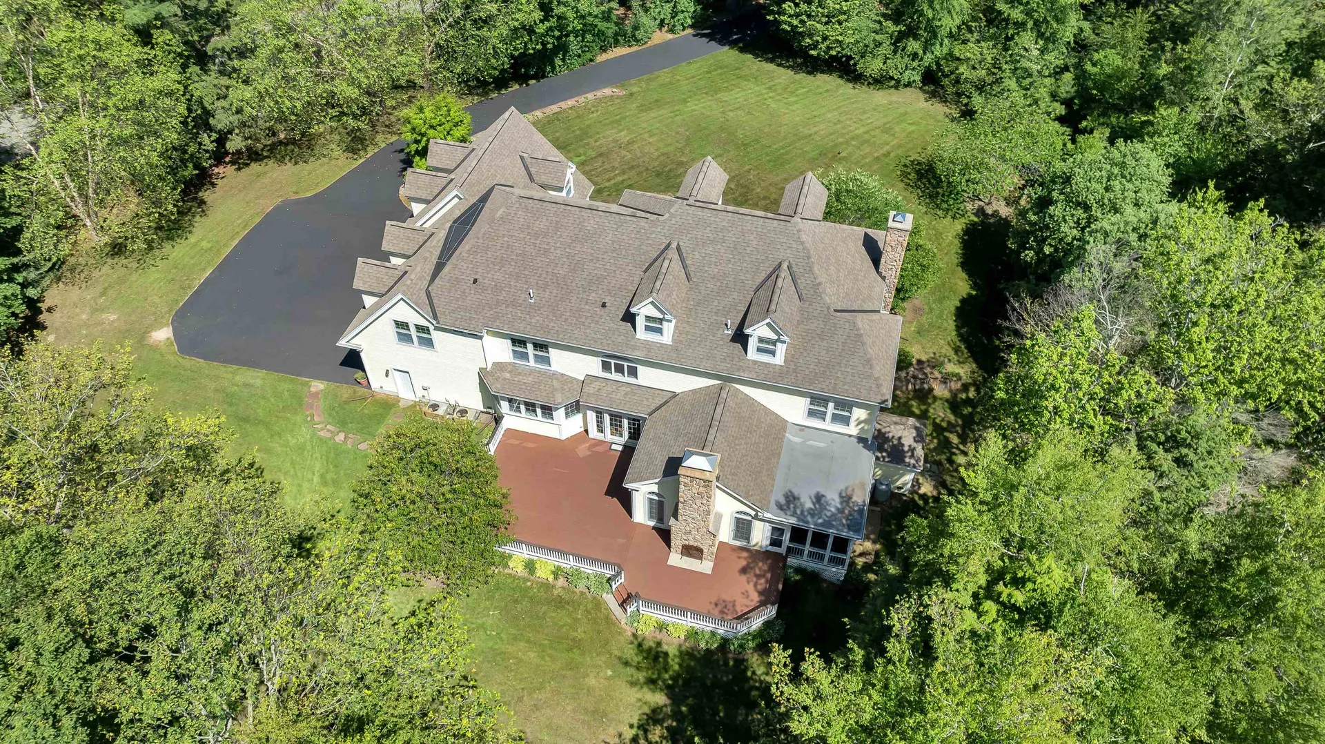 30 Squier Drive North Hampton NH 03862