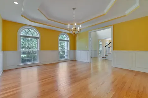 30 Squier Drive North Hampton NH 03862