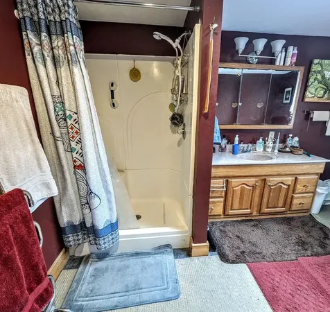 5559 West Creek Road Pittsford VT 05733