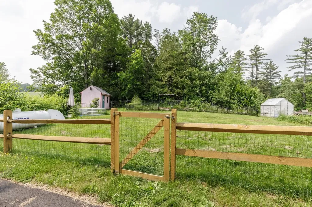 161 Hoit Road Concord NH 03301