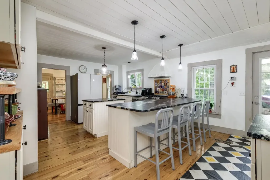 161 Hoit Road Concord NH 03301