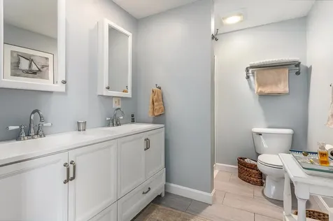 8 Central Avenue Portsmouth NH 03801