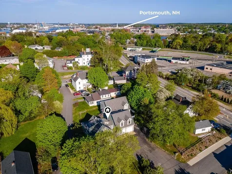 8 Central Avenue Portsmouth NH 03801
