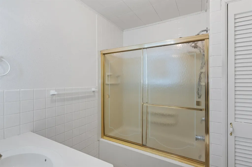 112 Jericho Road Essex VT 05452