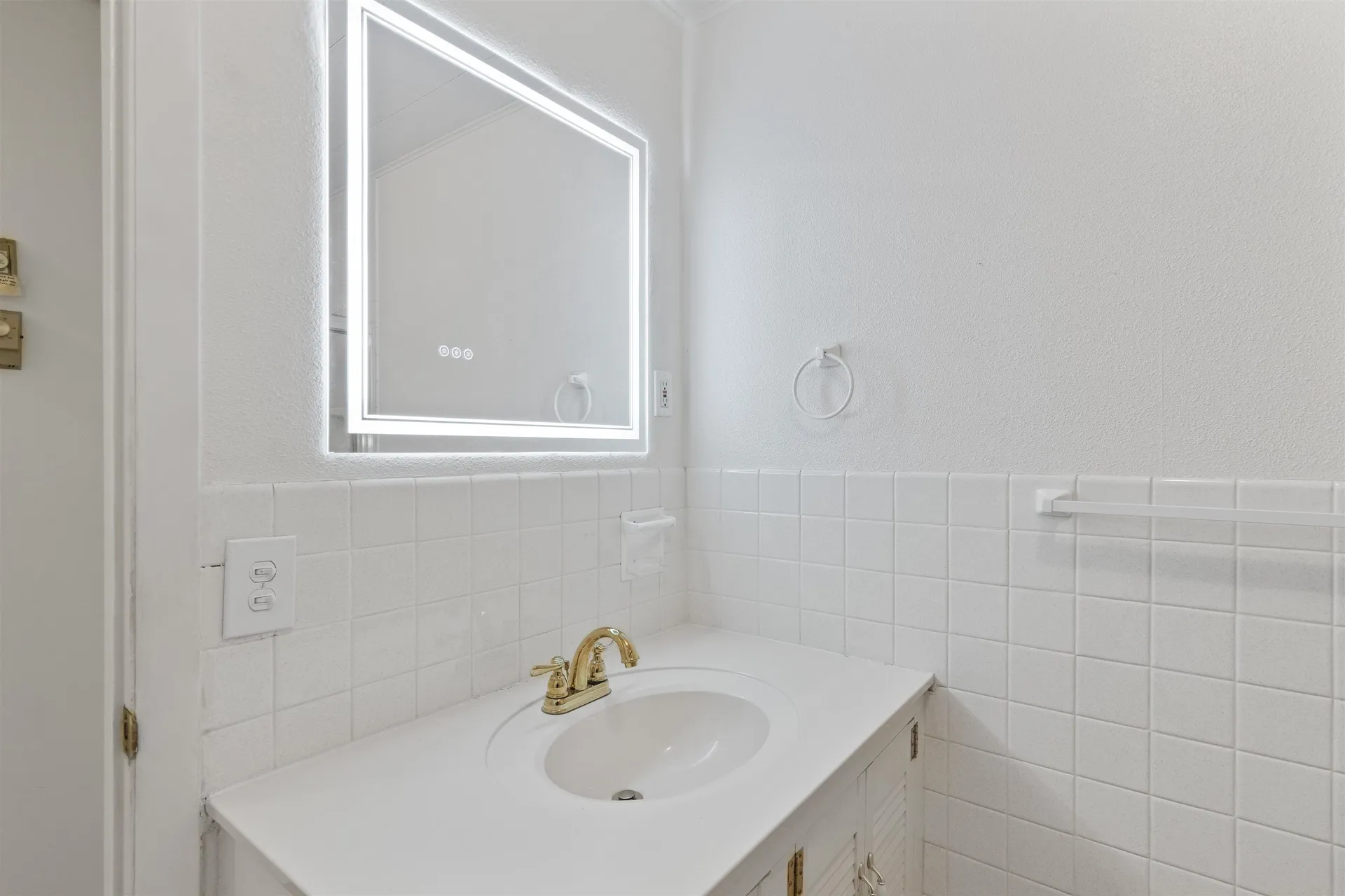 112 Jericho Road Essex VT 05452