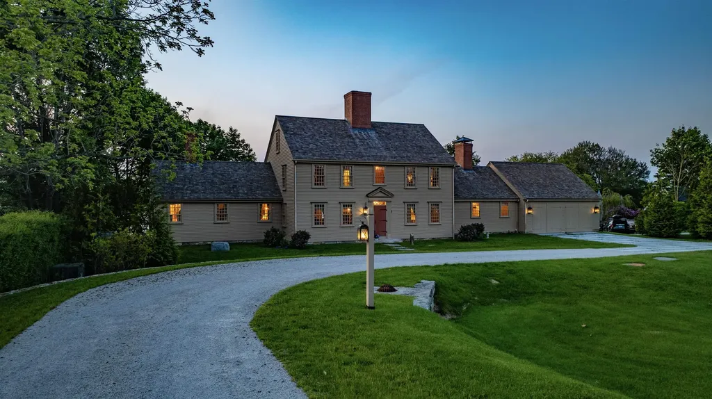 152 Portsmouth Avenue New Castle NH 03854