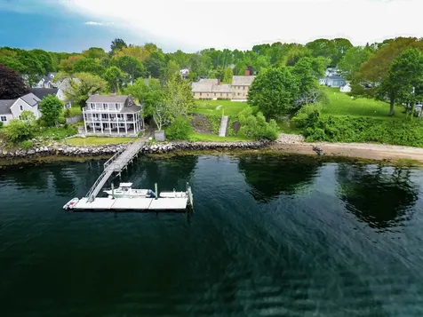 152 Portsmouth Avenue New Castle NH 03854