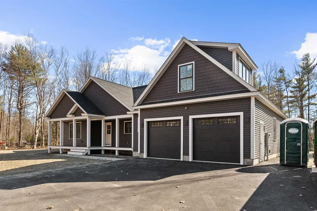 70 Hatch Corner Road Meredith NH 03253