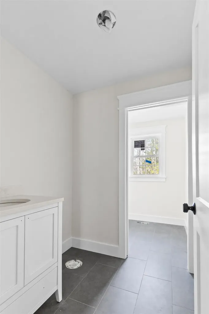 70 Hatch Corner Road Meredith NH 03253