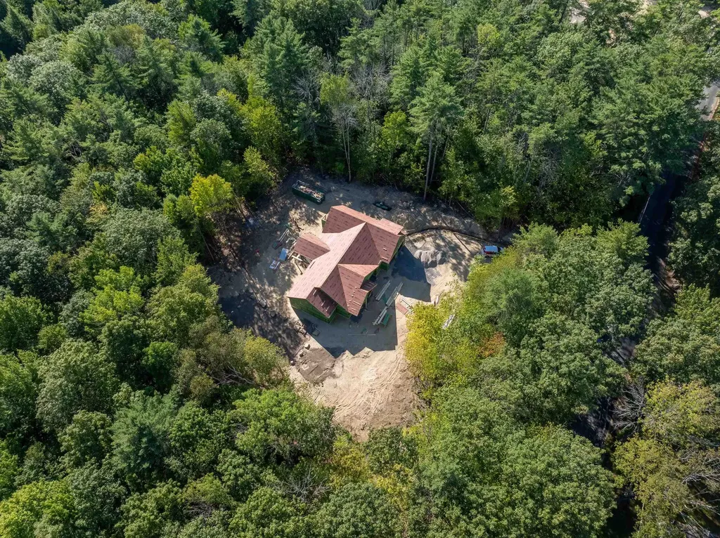 70 Hatch Corner Road Meredith NH 03253