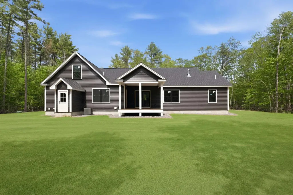 70 Hatch Corner Road Meredith NH 03253