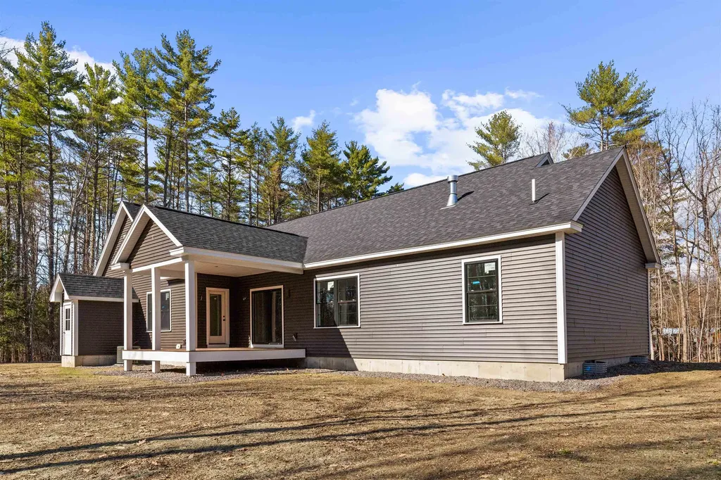 70 Hatch Corner Road Meredith NH 03253