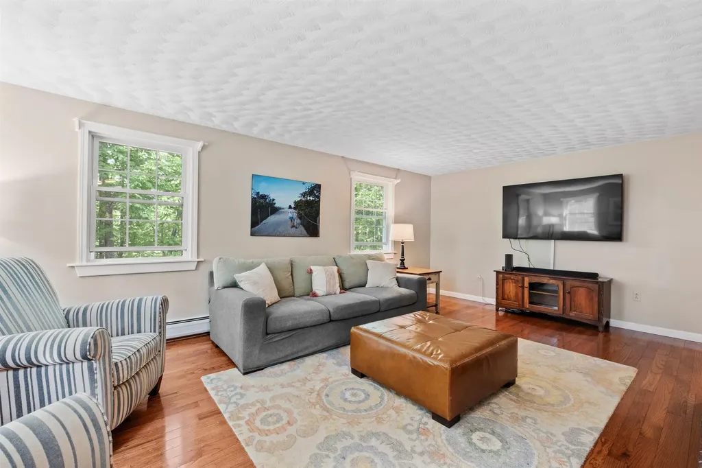 6 Bona Vista Drive Bow NH 03304