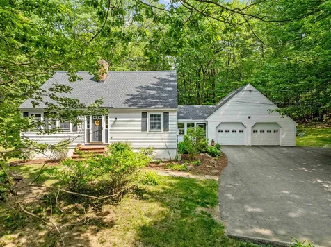 6 Bona Vista Drive Bow NH 03304