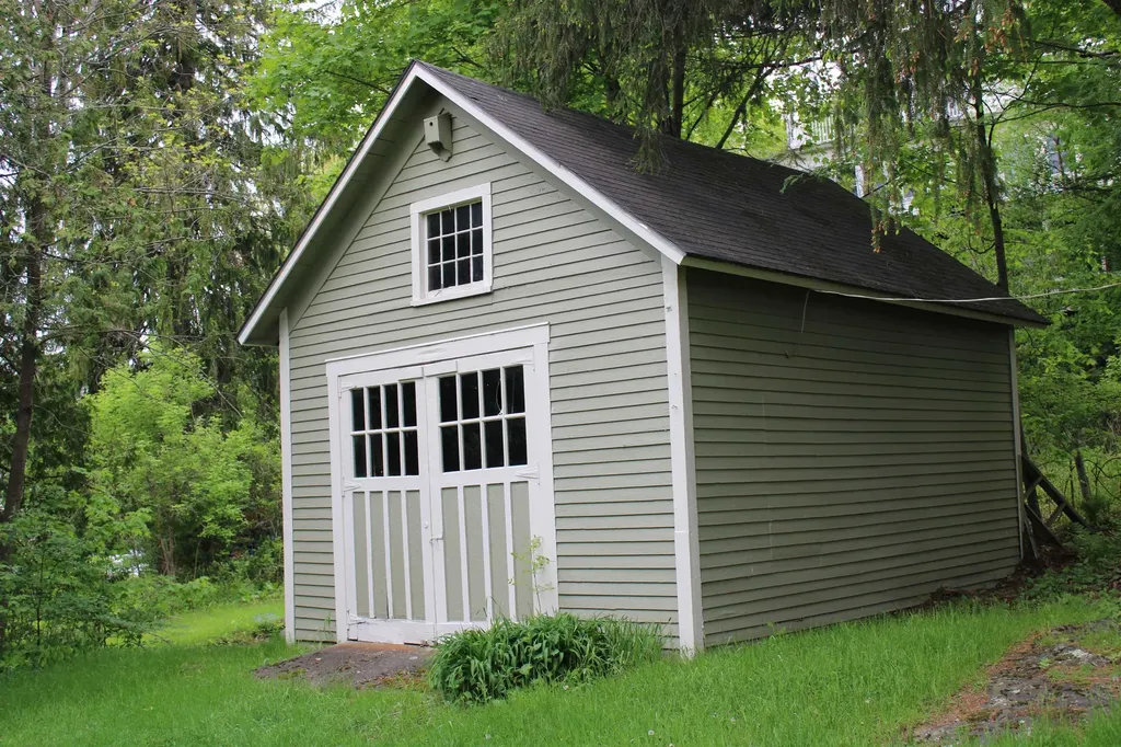 119 Summer Street St. Johnsbury VT 05819