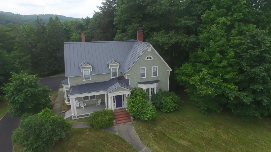 119 Summer Street St. Johnsbury VT 05819