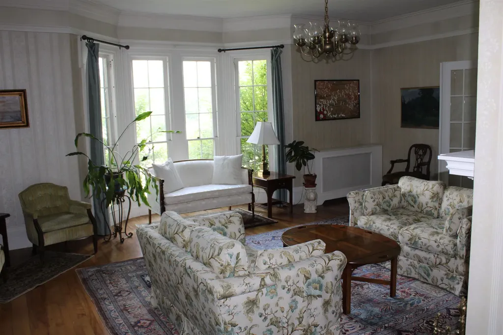 119 Summer Street St. Johnsbury VT 05819