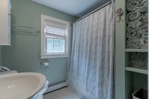 15 Allens Avenue Lee NH 03861