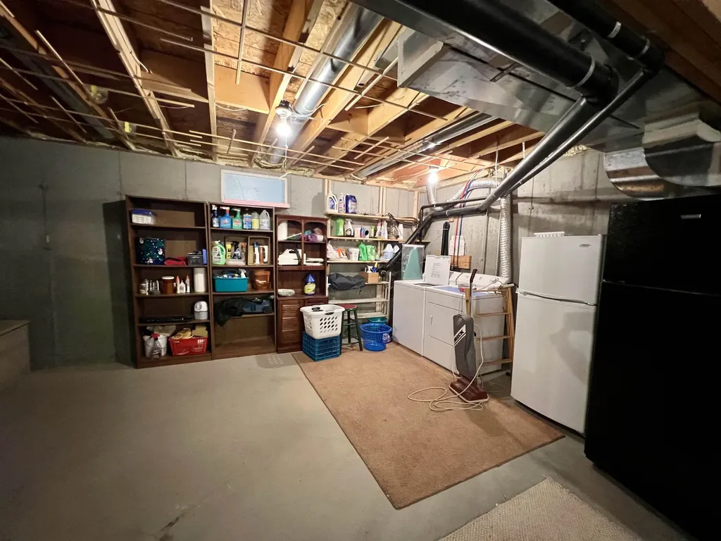 27 Stearns Avenue Wilmington VT 05363