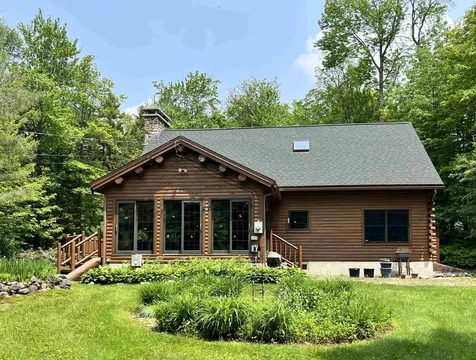 27 Stearns Avenue Wilmington VT 05363