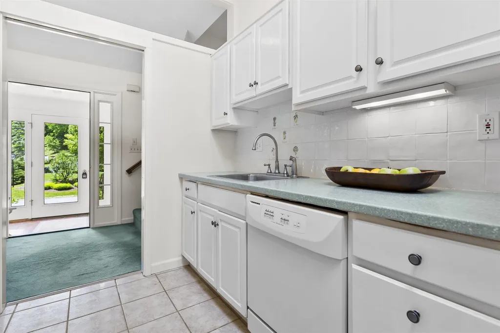 68 Owls Nest Circle Manchester VT 05254