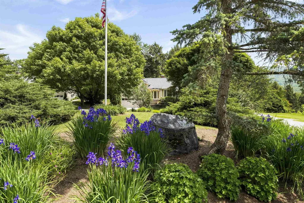 68 Owls Nest Circle Manchester VT 05254