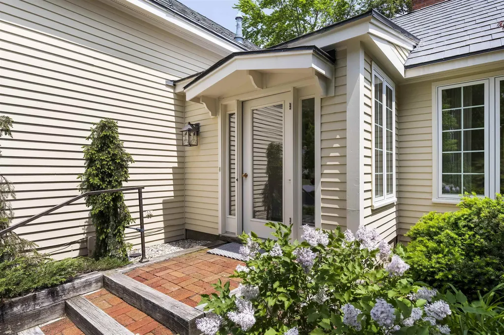 68 Owls Nest Circle Manchester VT 05254