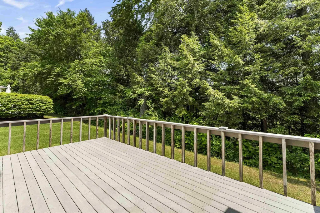 68 Owls Nest Circle Manchester VT 05254