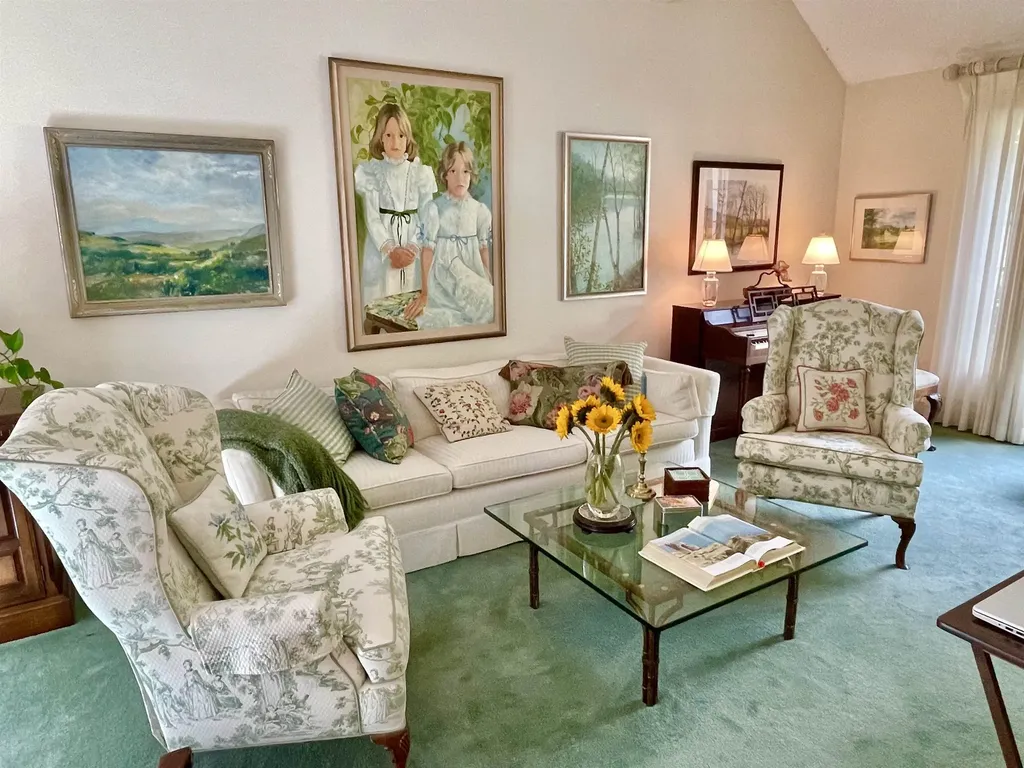 68 Owls Nest Circle Manchester VT 05254