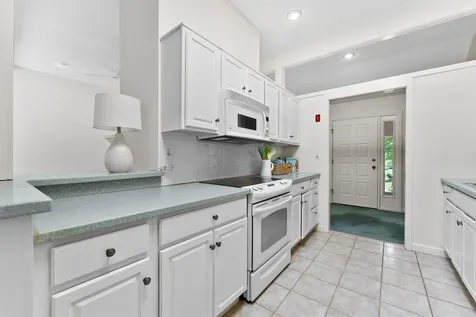 68 Owls Nest Circle Manchester VT 05254