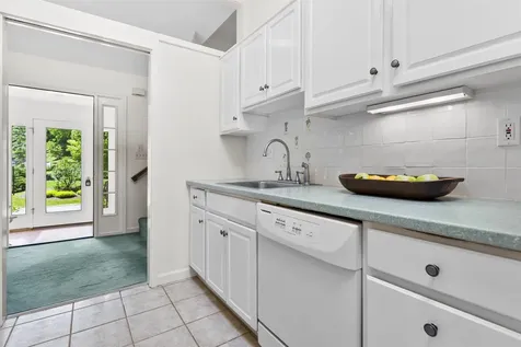 68 Owls Nest Circle Manchester VT 05254