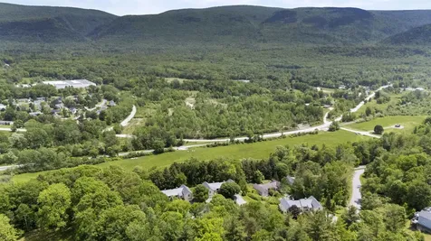68 Owls Nest Circle Manchester VT 05254
