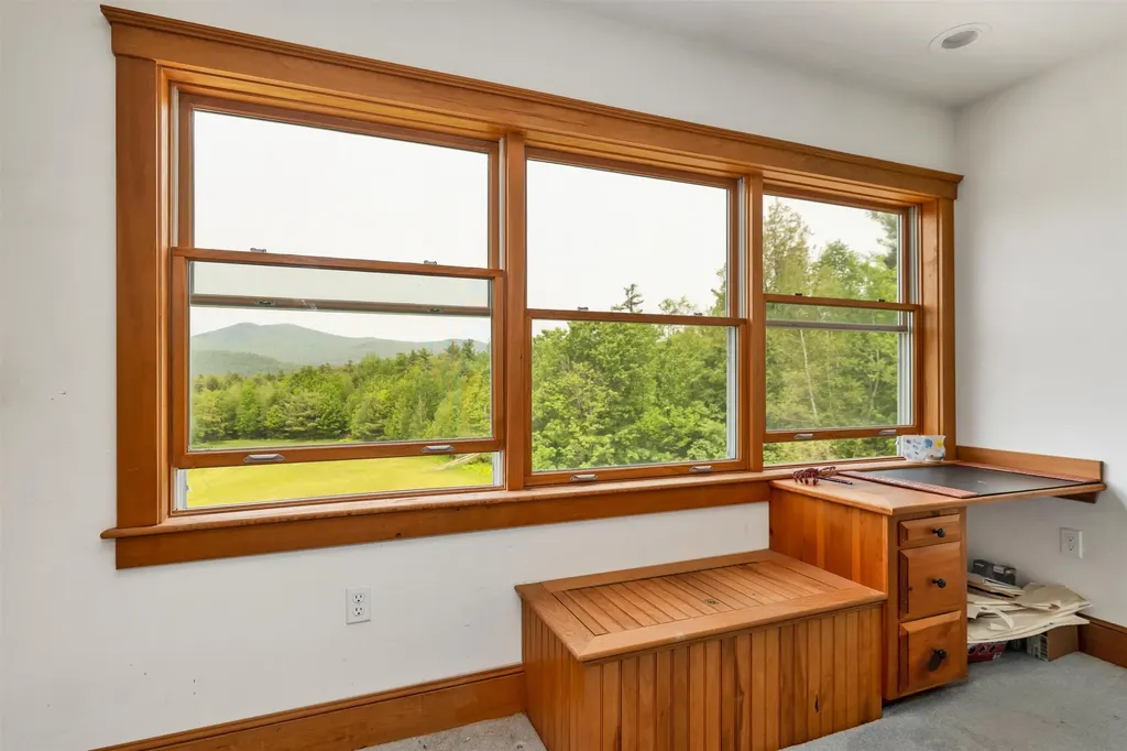 190 Ledge Hill Road Tuftonboro NH 03816